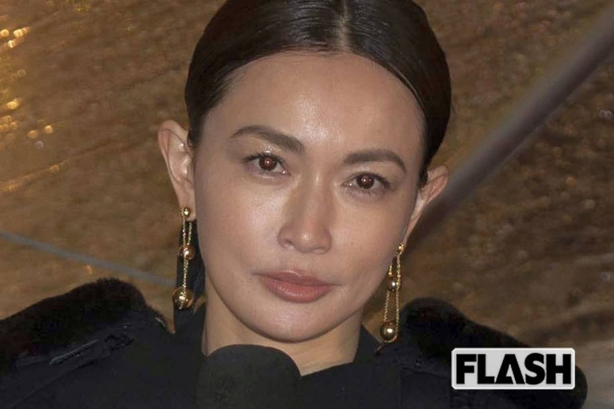 長谷川京子さん、お受験ファッションに疑問「なぜ没個性な格好を」